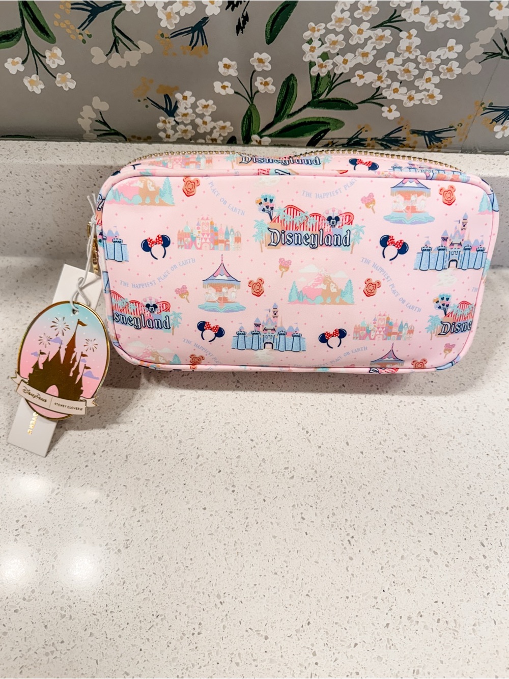 Stoney Clover Lane Disneyland Case NWT - Picture 2 of 2